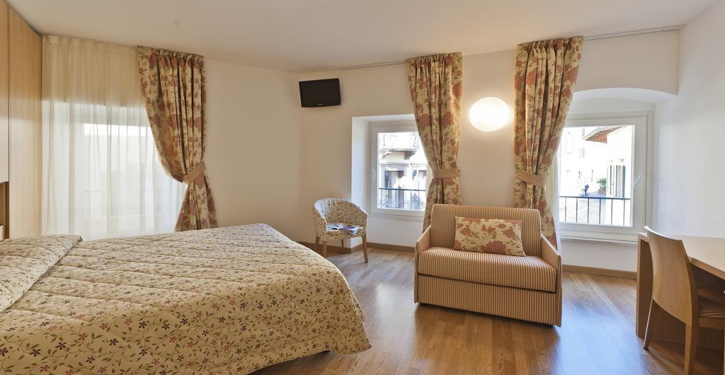 Hotel Romanda Levico Terme Exterior photo